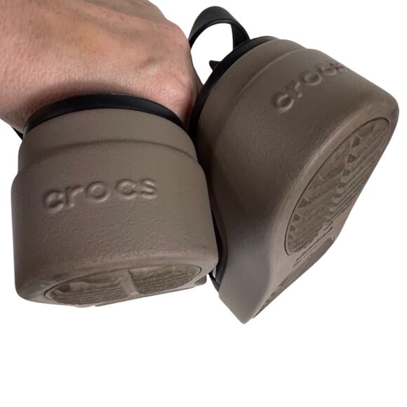 Crocs Brooklyn Low Wedge Sandals Size 6 "Runs Small" Black Mushroom Platform EUC - Picture 14 of 16